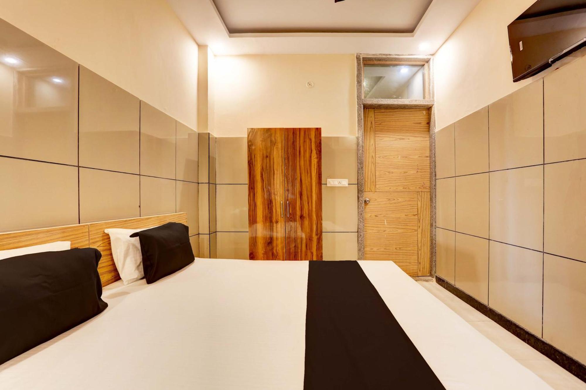Hotel O 7 Lucknow Zewnętrze zdjęcie